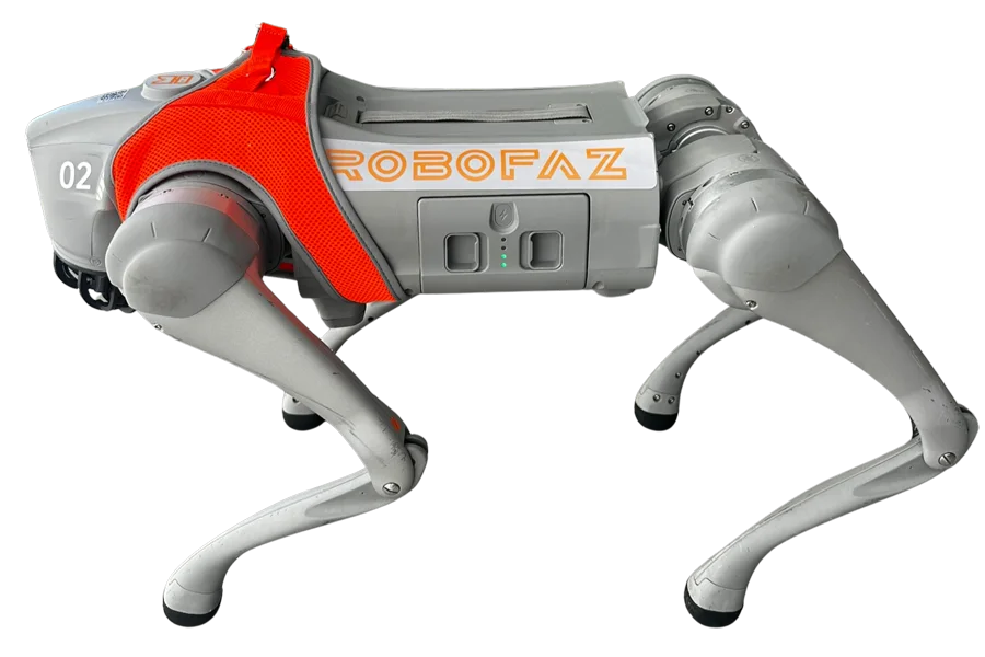 Cão robô Unitree Go2 Pro da RoboFaz, com colete laranja da marca